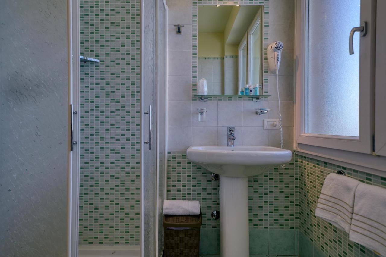 The Lighthouse Rooms Лацизе Экстерьер фото