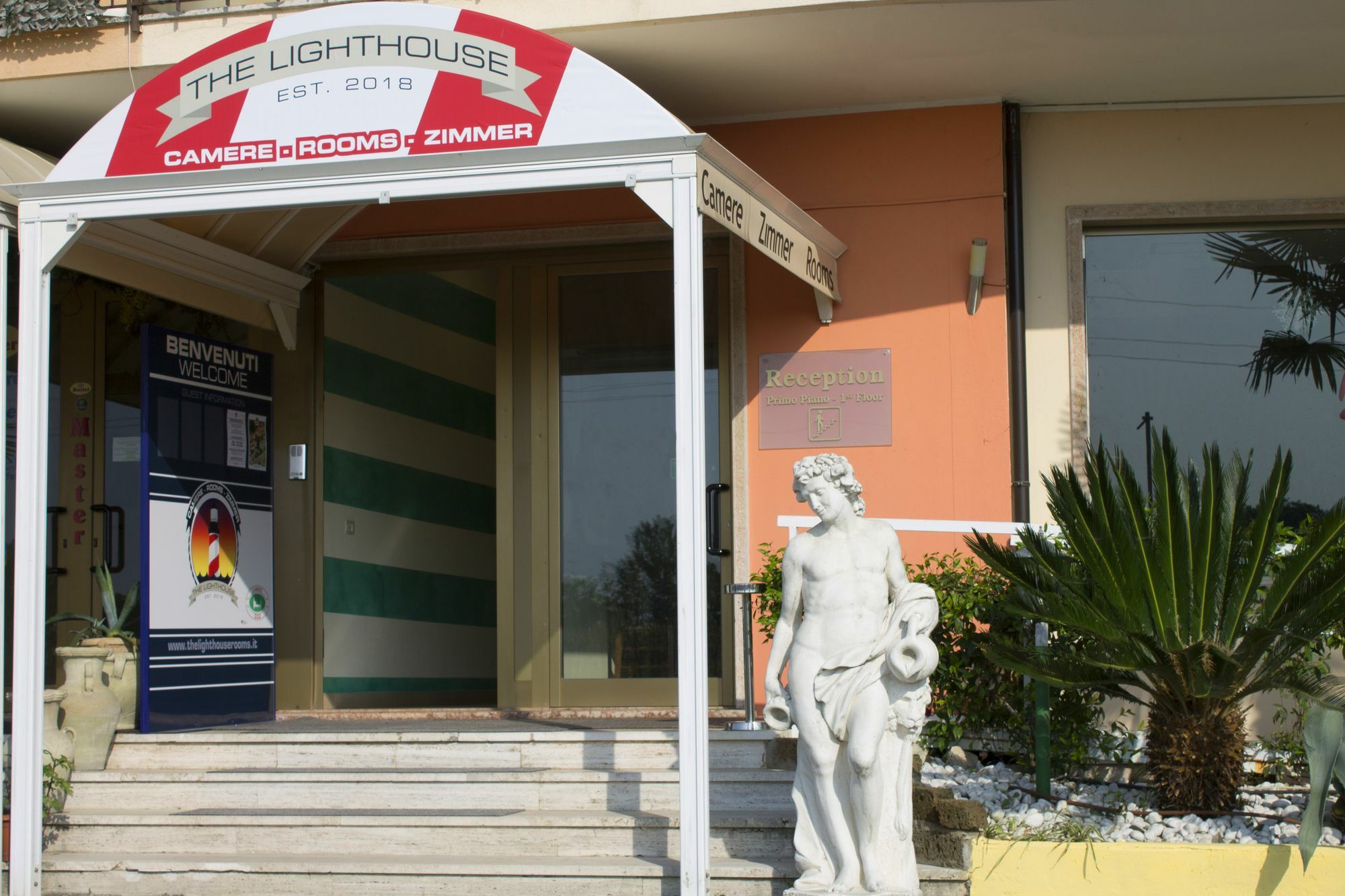 The Lighthouse Rooms Лацизе Экстерьер фото